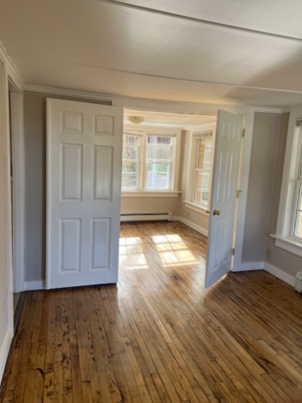 Building Photo - 506 Stafford Rd