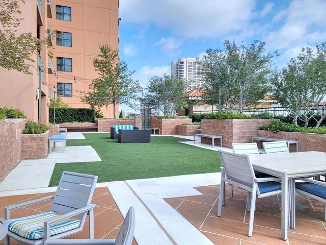 Building Photo - 330 Las Colinas Blvd E