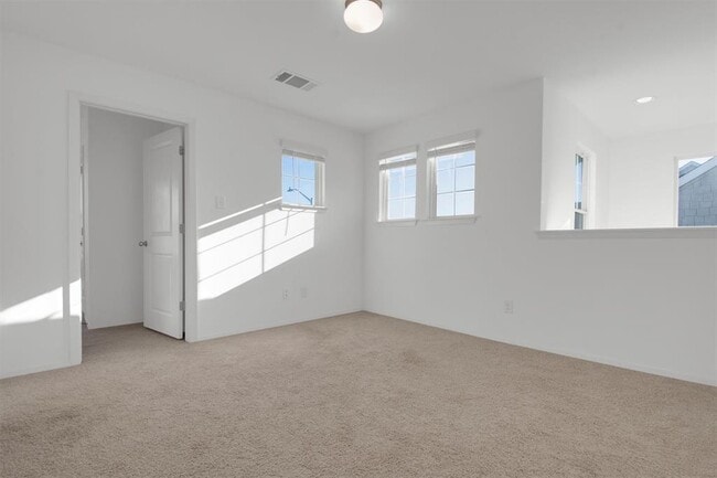 Building Photo - 283 Fabion St