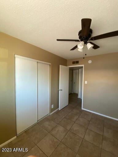 Building Photo - 2311 W Glenrosa Ave