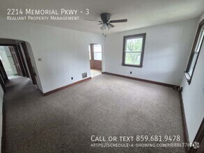 Building Photo - 2214 Memorial Pkwy