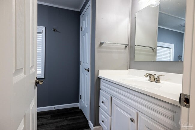 Building Photo - 4413 Basswood St