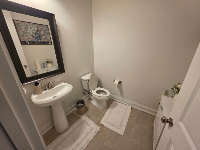 Building Photo - 432 Setter Trail