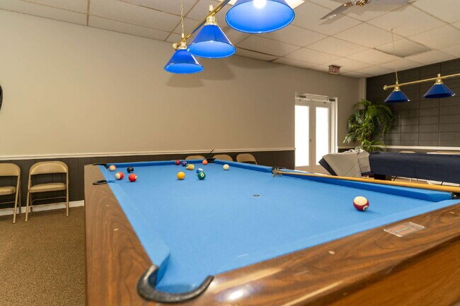 Building Photo - beautifully Furnished 1 Bedroom, 1 Bath, Walk-in Closets in both bedrooms. with a community Heate...