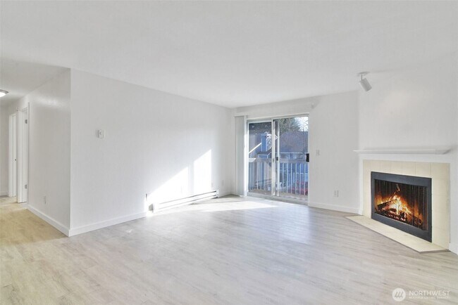 Building Photo - 16817 Larch Way