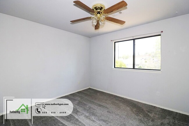 Building Photo - 727 Flower Ash Ln