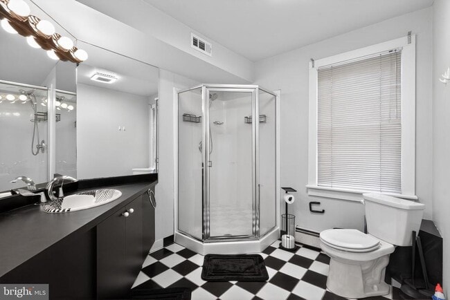 Building Photo - 18 GROVE St