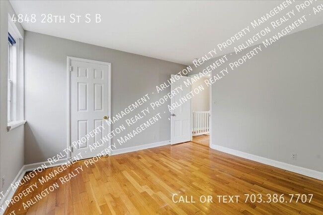 Building Photo - 4848 S 28th St