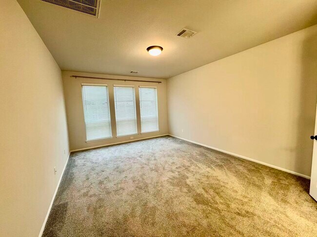 Building Photo - 10503 Shining Dawn Wy