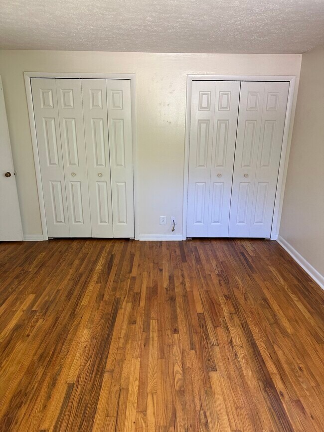 Building Photo - 1516 Schuff Ln