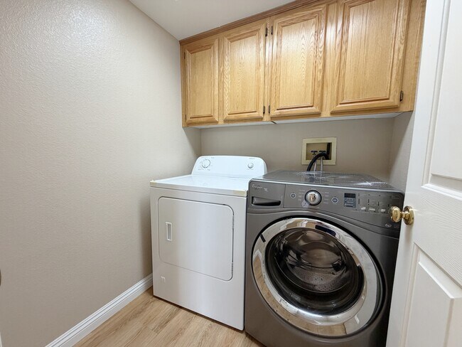 Building Photo - 3667 Spring Willow Ct