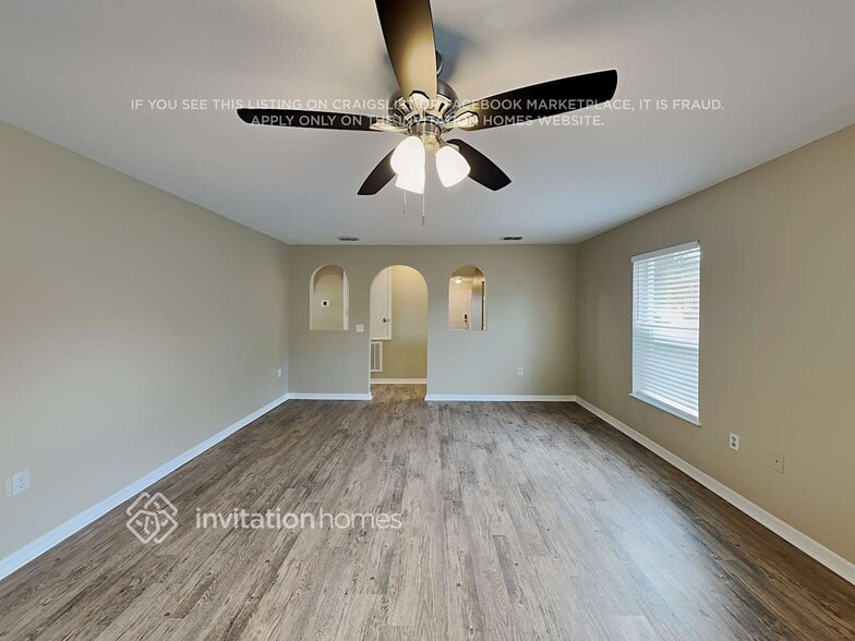 Building Photo - 3306 97th Ln E