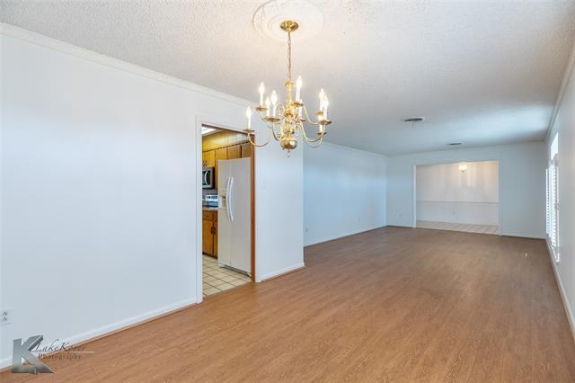 Building Photo - 3642 Hi-Vu Dr