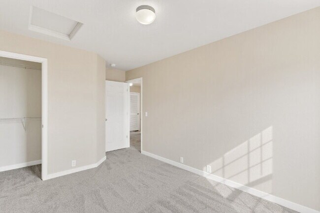 Building Photo - Charming 3-Bedroom Home Near Ft. Carson – ...