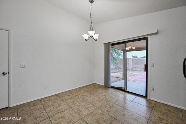 Building Photo - 8606 W College Dr