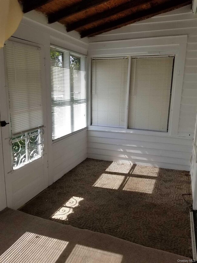 Building Photo - 24 Lagrange Ave