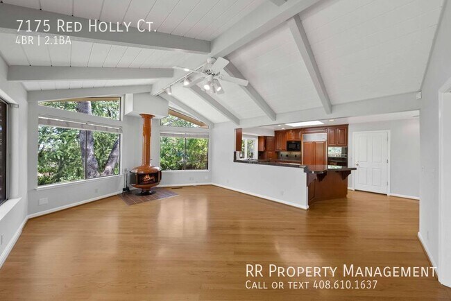 Building Photo - 7175 Red Holly Ct