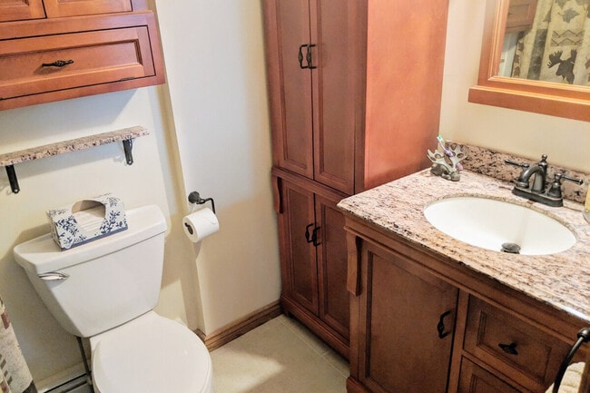 Building Photo - 66 Paquette Dr