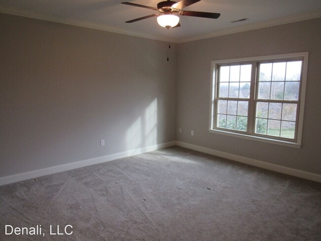 Building Photo - 3 br, 3 bath House - 222 Castle Downs Lane...