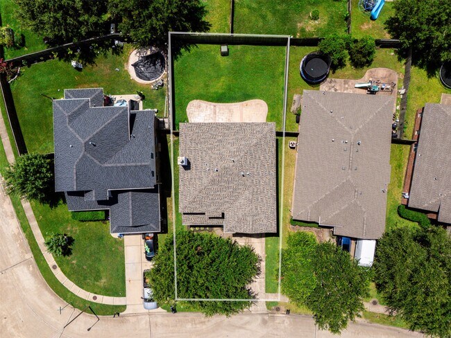 Building Photo - 2931 Silver Landing Ln