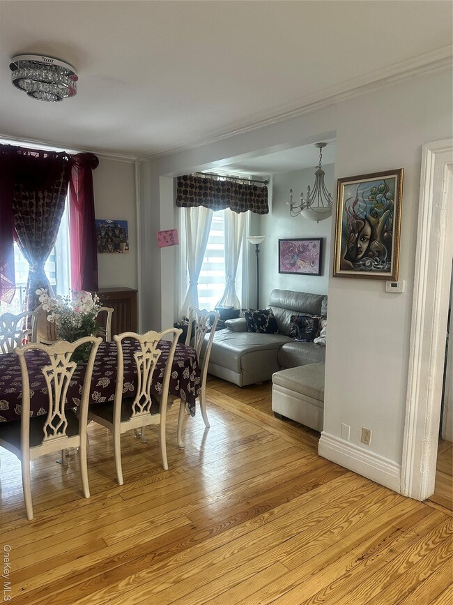 Building Photo - 125 Vanderbilt Ave