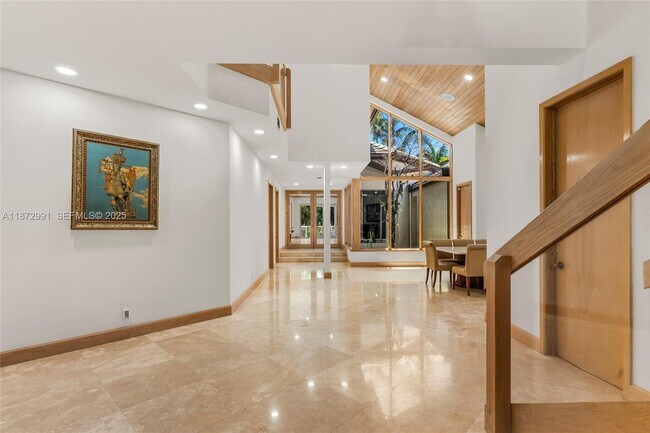 Building Photo - 6190 SW 102nd St