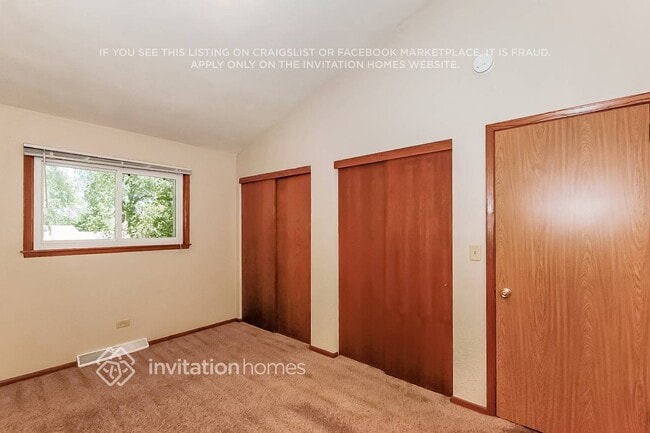 Building Photo - 2442 Jansen Ave