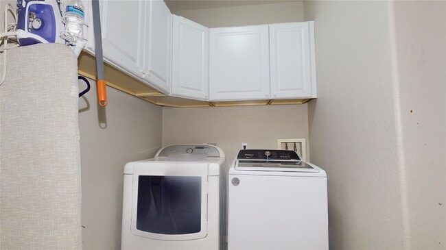 Building Photo - 21499 Pleasant Forest Dr