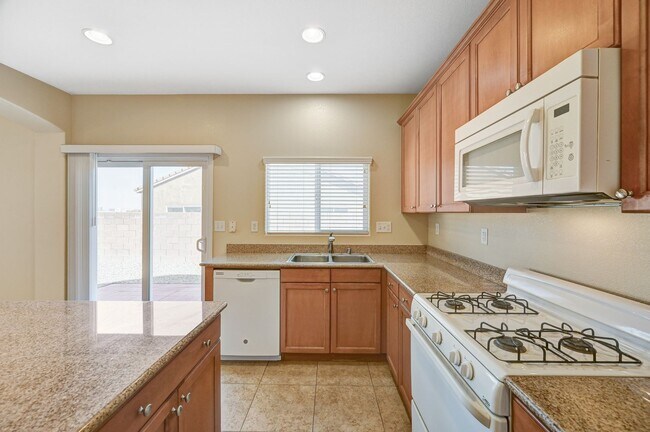 Building Photo - 4 Bedroom Near Spring Valley— Your Next Chapter Starts Here!