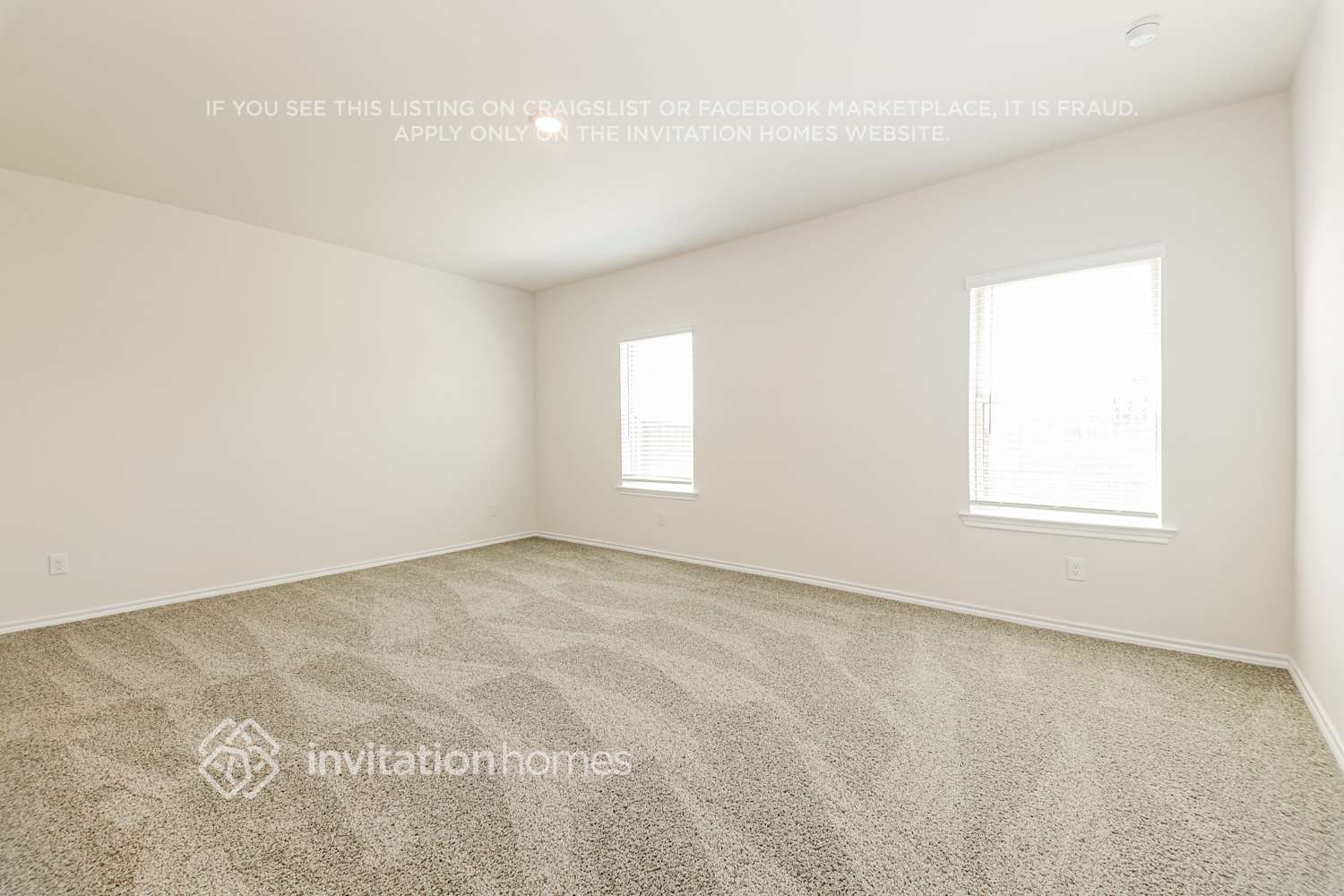 Building Photo - 1805 Topaz Trl