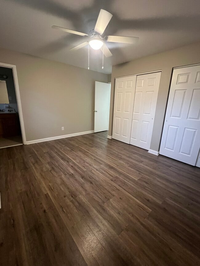 Building Photo - 3117 Southwick Dr