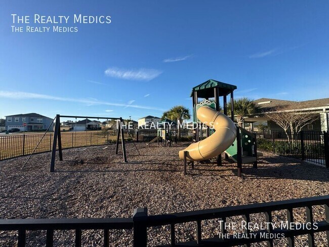 Building Photo - 5239 Mahogany Dr