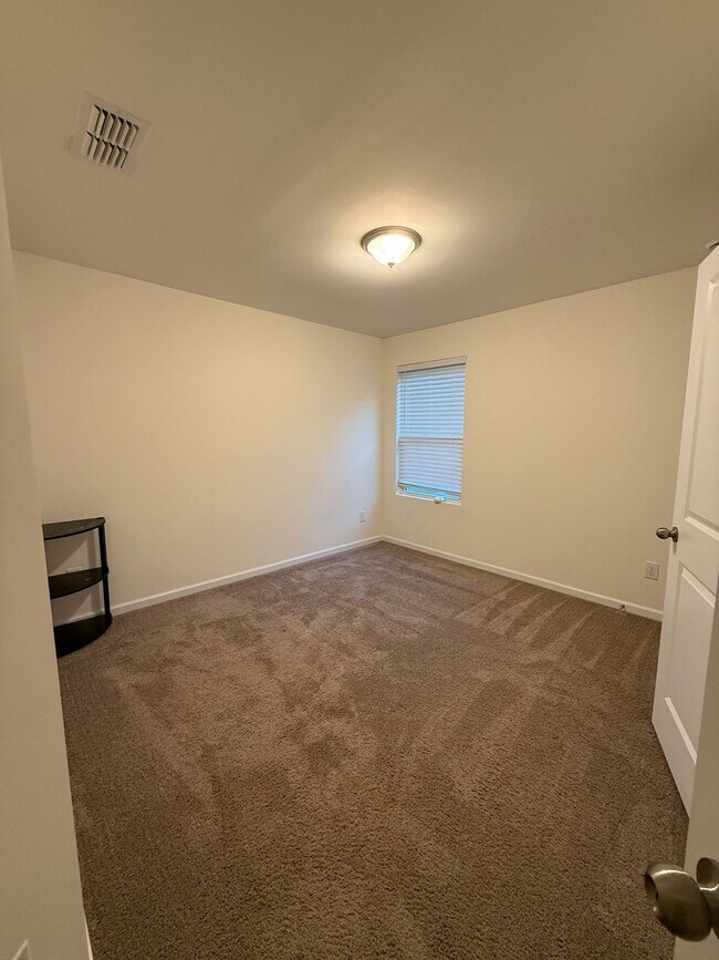 Building Photo - 7339 Wheyfield Dr