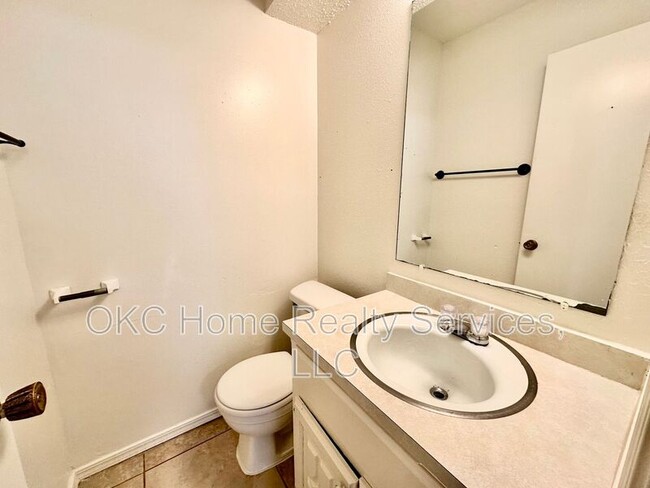 Building Photo - 9817 Grimsbey Ct