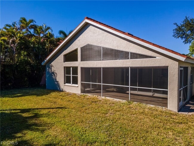 Building Photo - 9841 Las Casas Dr