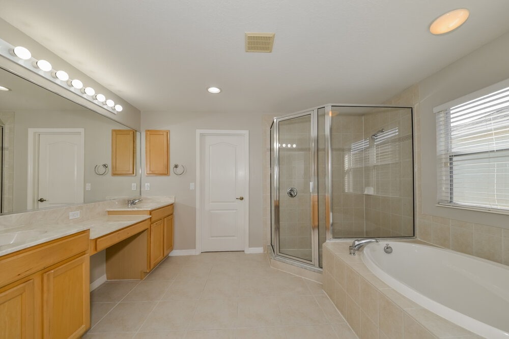 Building Photo - 6316 Laurel Creek Trail