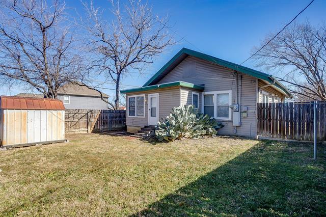 Building Photo - 3200 Sandage Ave