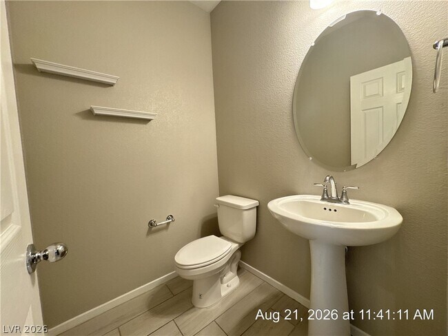 Building Photo - 720 Sleeping City Ave