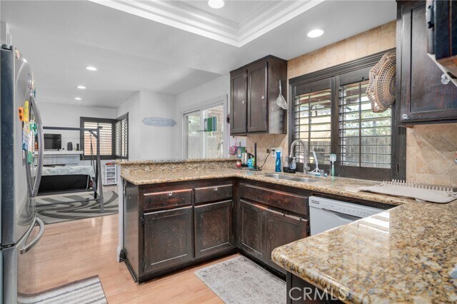 Building Photo - 650 Rock Vista Dr