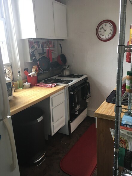 Kitchen #1 - 300 Catharine St