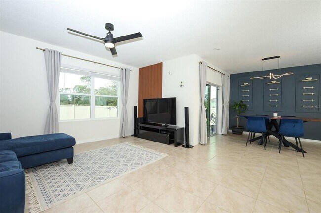 Building Photo - 33417 Affirmed Wy