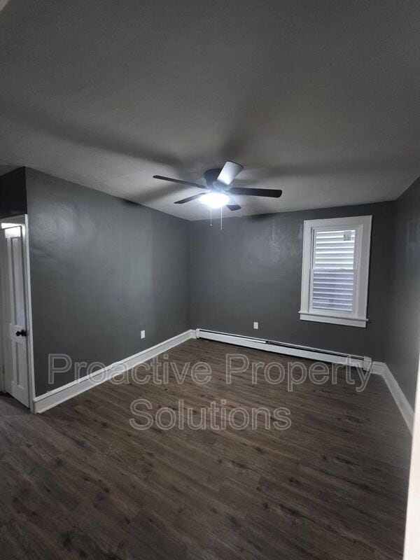 Building Photo - 532 Alder St