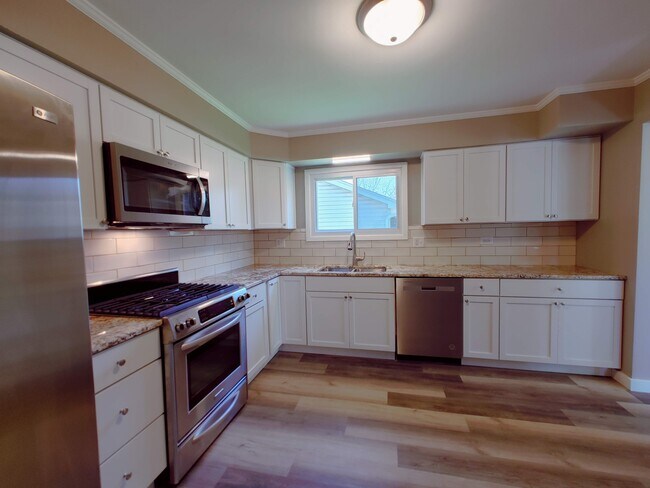 Building Photo - 159 Tilden Ln