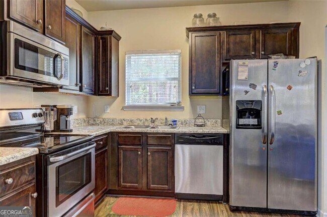 Building Photo - 338 Lauren Dr