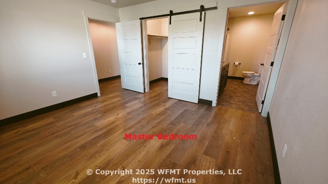 Building Photo - 852 S Camas Ln