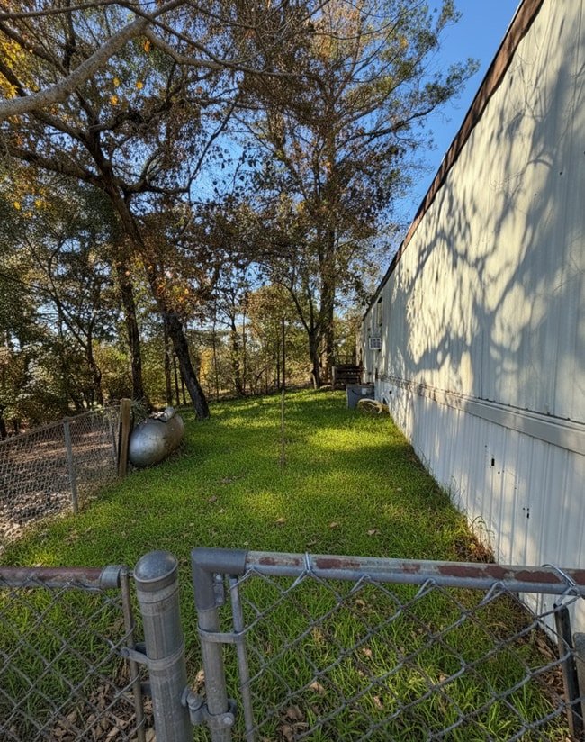 Building Photo - 2 Bed, 2 Bath Rental in Centerville!