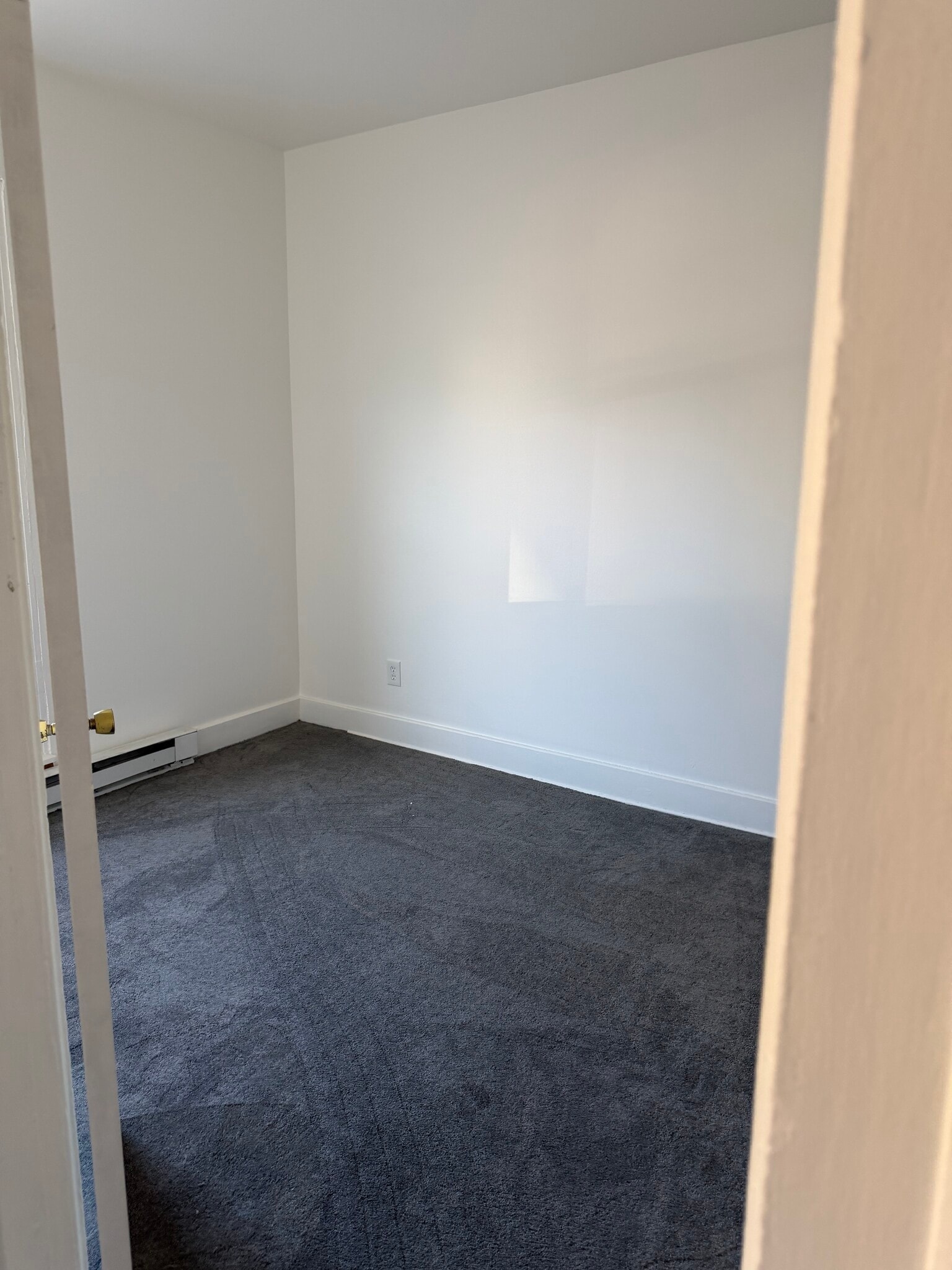 Bedroom - 142 Washington Ave