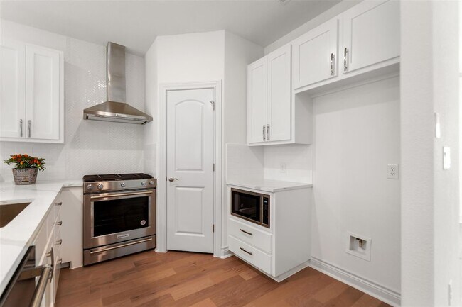 Building Photo - 2105 Tiger Trail