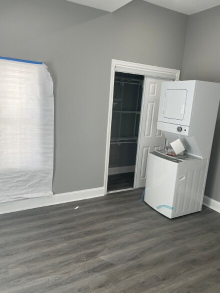 Building Photo - 612 Chestnut Hill Ave