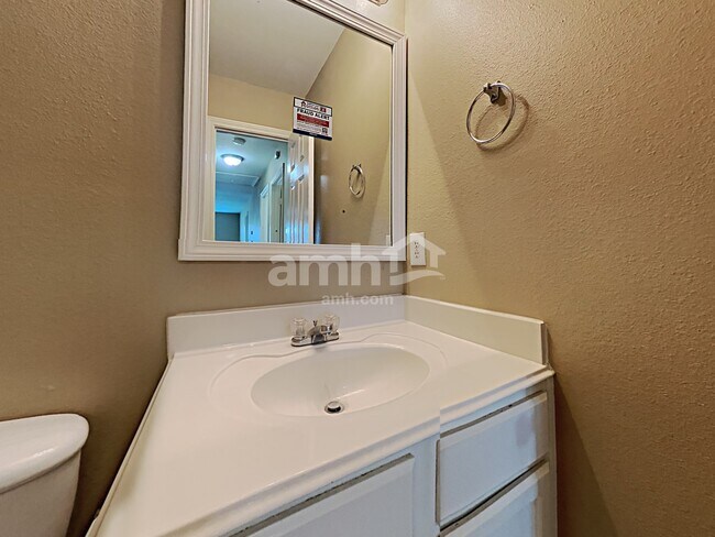 Building Photo - 503 Pine Cluster Ct